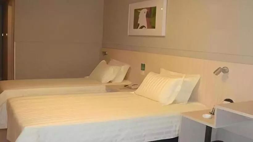 Hotelli Jinjiang Inn Baotou Wenhua Road