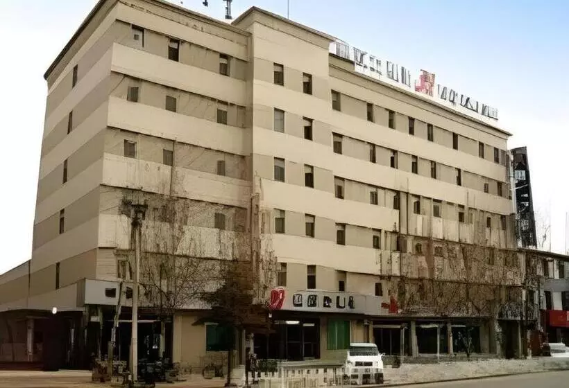 Hotelli Jinjiang Inn Baotou Wenhua Road