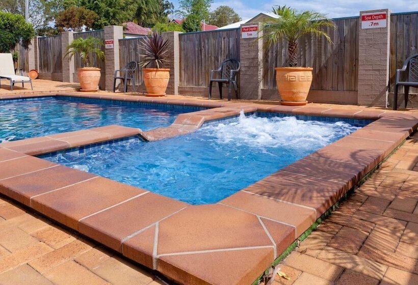 酒店 Leichhardt Motor Inn