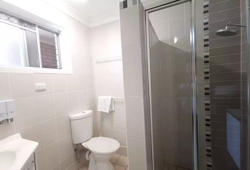 هتل Leichhardt Motor Inn