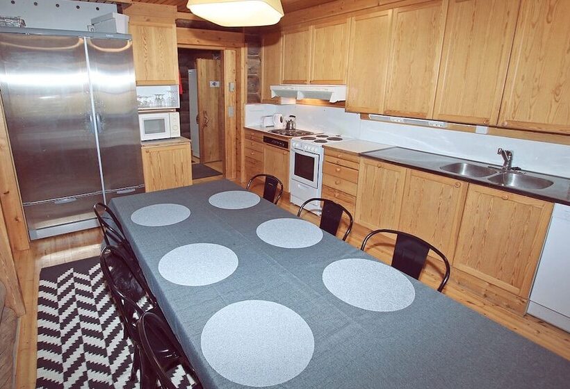 Kuukkeli Log Houses Aurora Resort