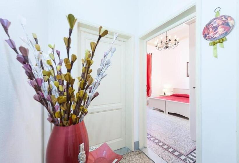 پانسیون L Aranceto&stilnovo