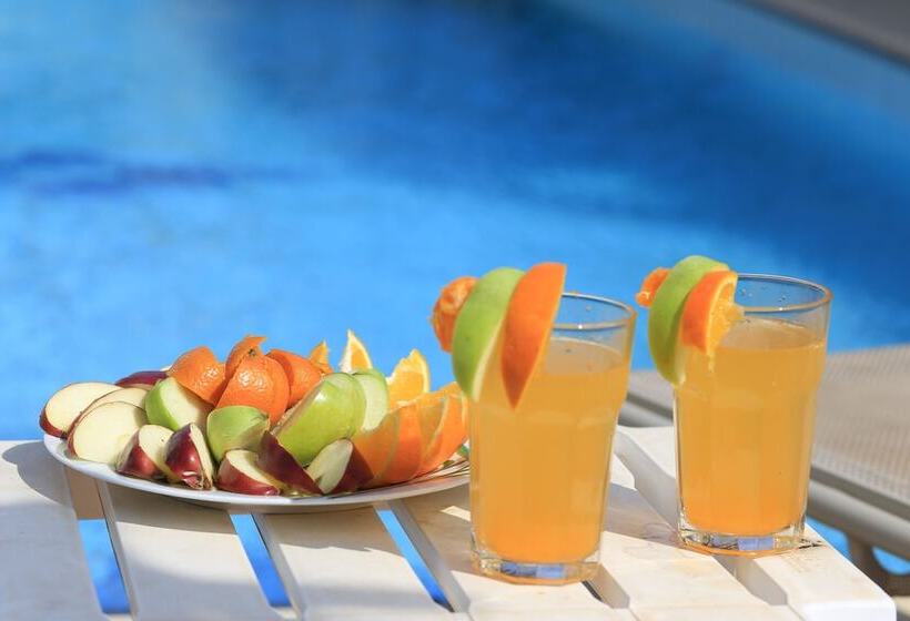 Seabreeze Villas With Private Pool