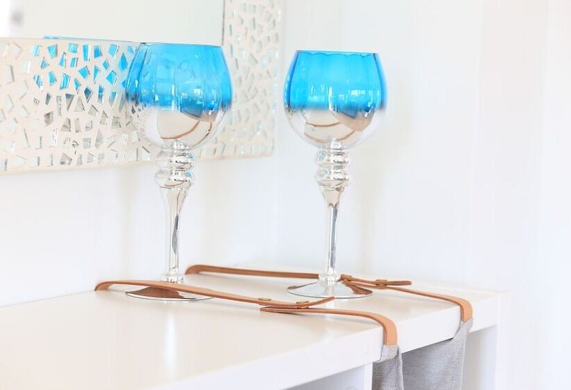 Seabreeze Villas With Private Pool