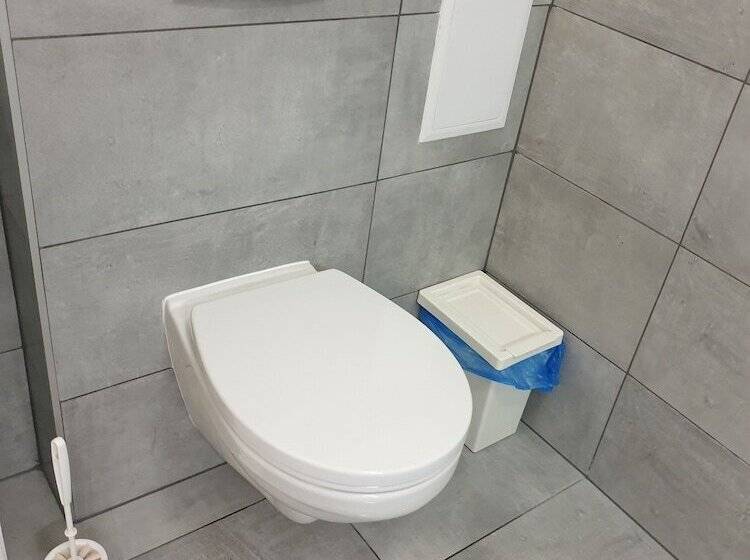 Amber Terrace Studio