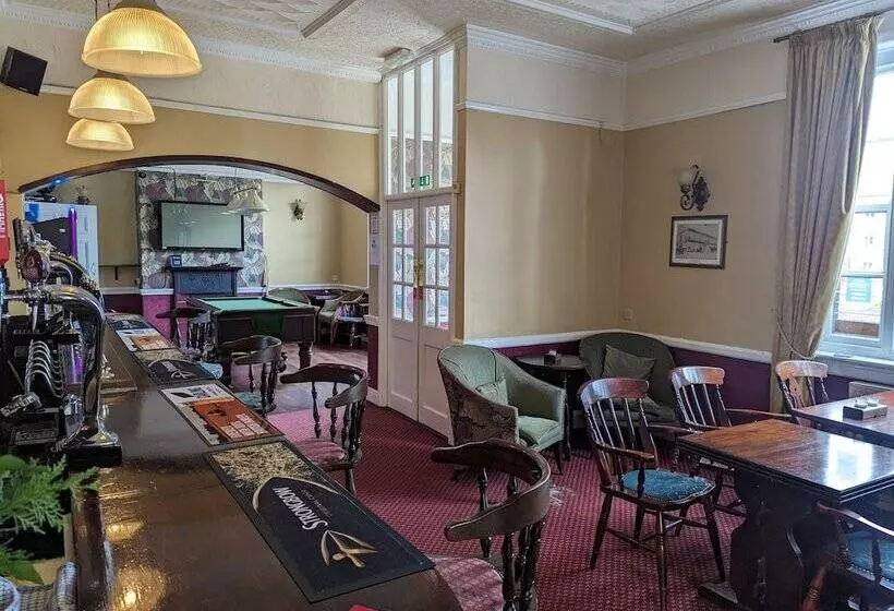 Hostelli The King S Arms