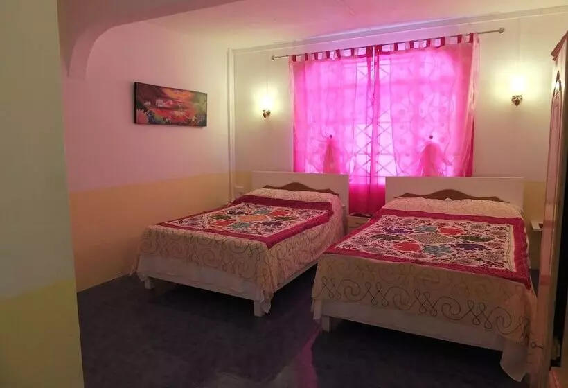 هتل Eden Villa