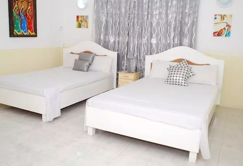 هتل Eden Villa