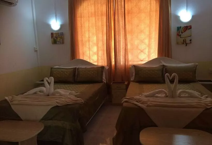 هتل Eden Villa