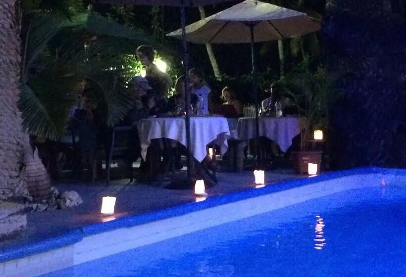 هتل Eden Villa