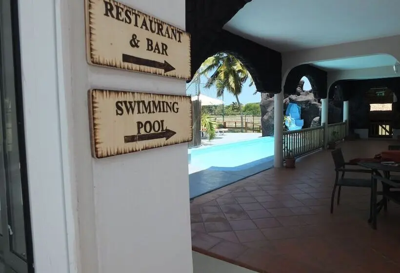 هتل Eden Villa