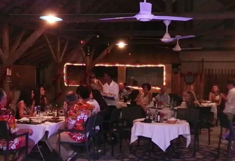هتل Eden Villa