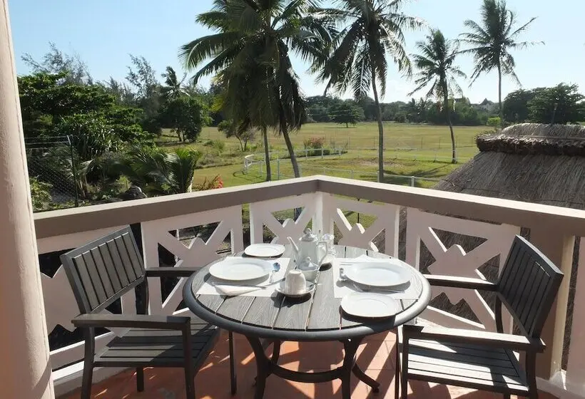 هتل Eden Villa