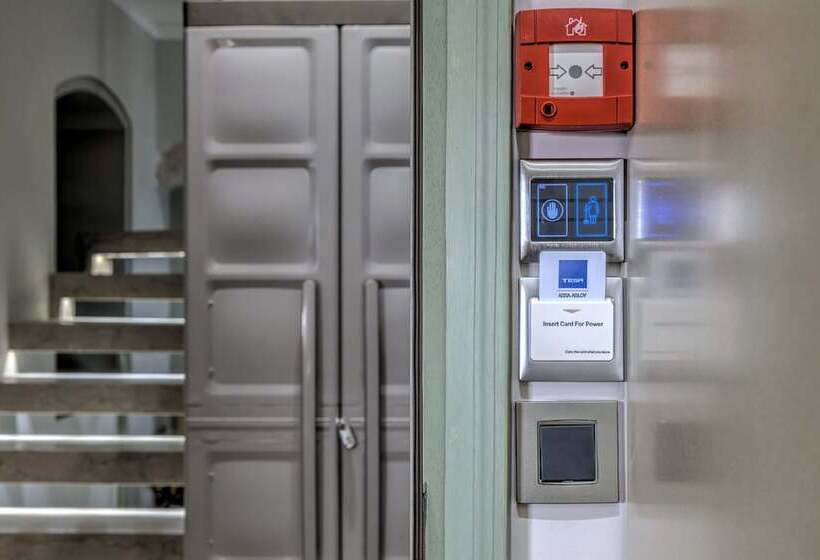 Otel Fiscardonna Luxury Suites