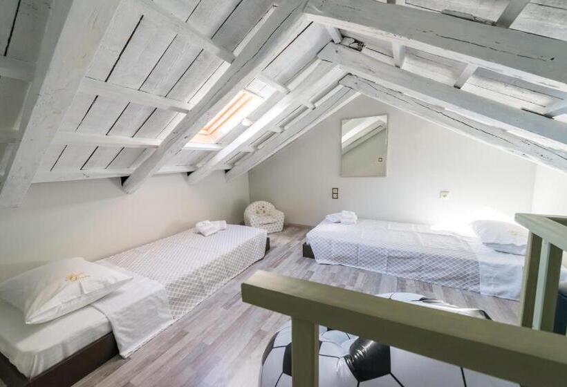 Otel Fiscardonna Luxury Suites