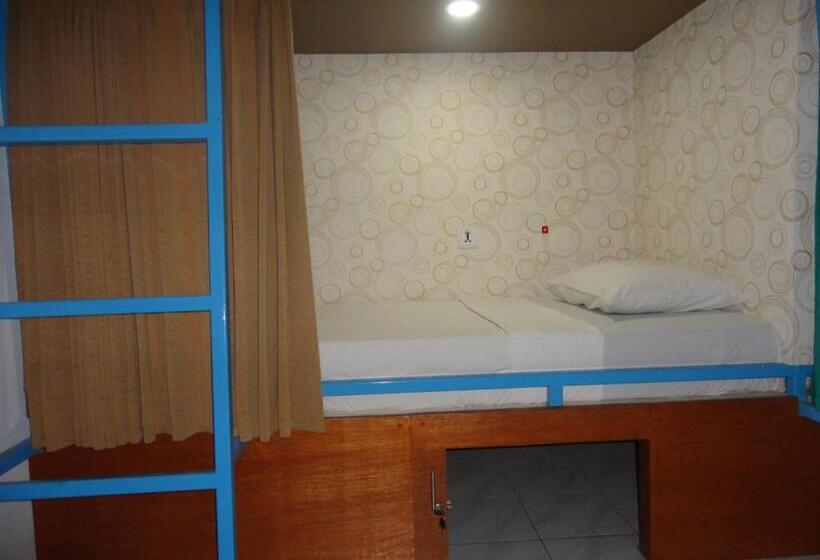 ホテル Meriki Apartment