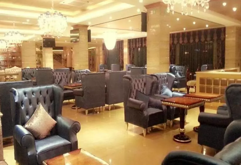 هتل Star World