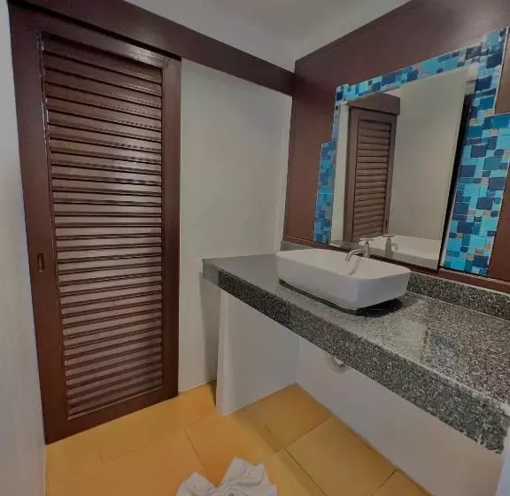 Hotelli The Shore Samui