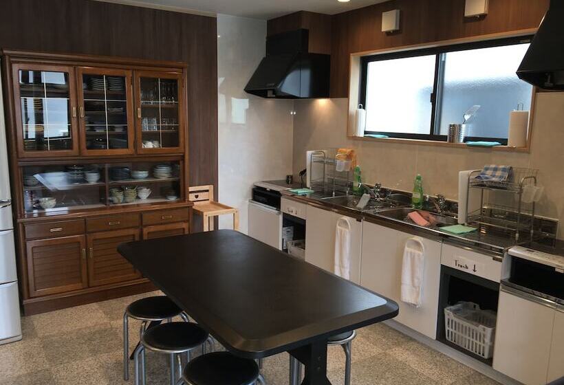 פנסיון Guesthouse Oc