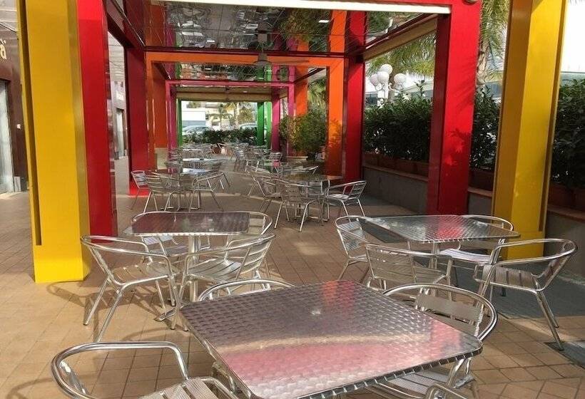 פנסיון Merylinn Guest House