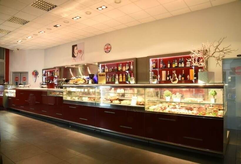 פנסיון Merylinn Guest House