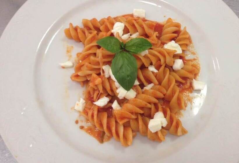 פנסיון Merylinn Guest House