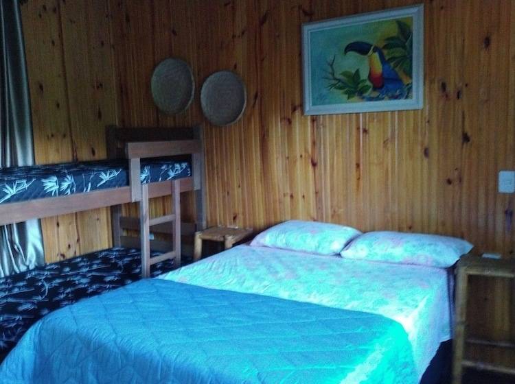 פונדק Pousada Da Serra