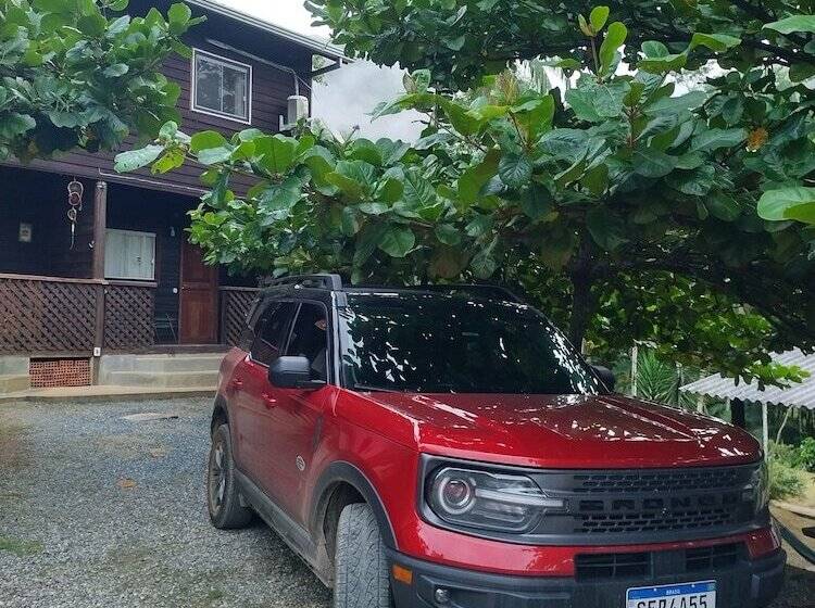 פונדק Pousada Da Serra