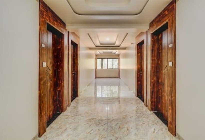 Hotel Apratim Lodging & Boarding