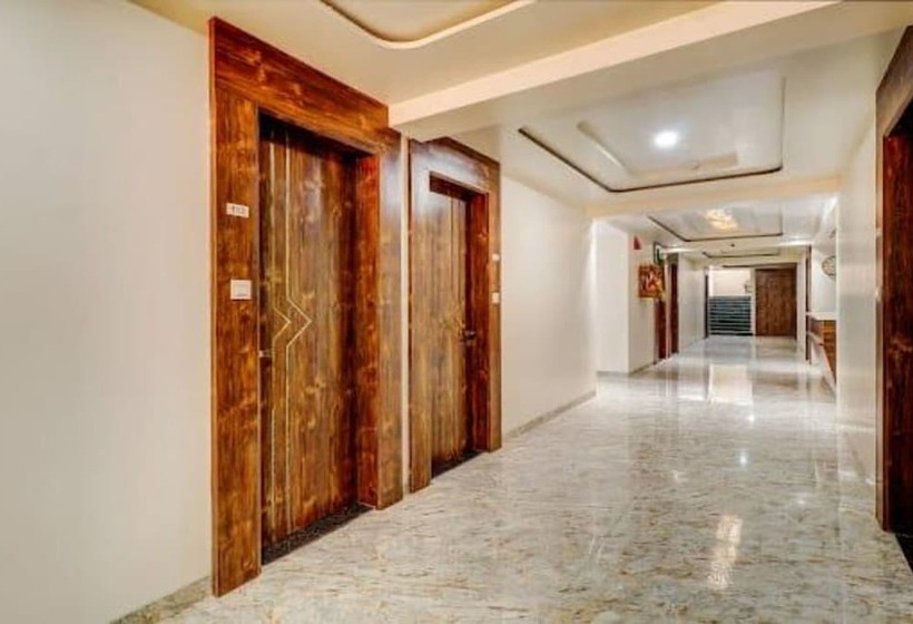 Hotel Apratim Lodging & Boarding