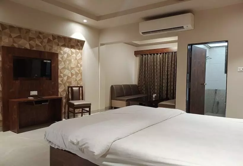 Hotelli Apratim Lodging & Boarding