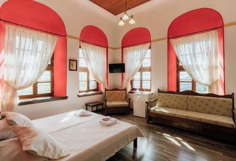 Hotelli Archontiko Kantartzi