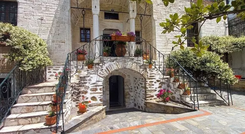 Hotelli Archontiko Kantartzi