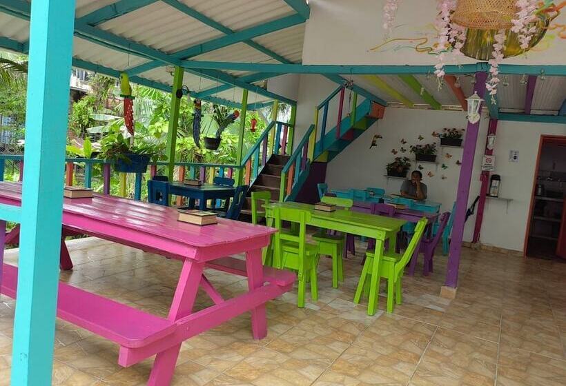 هتل Brisas Del Pacífico