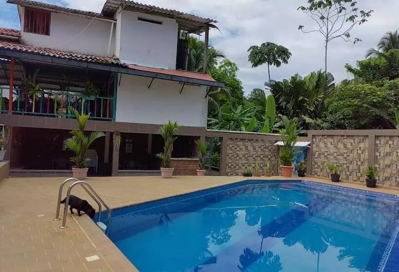 ホテル Brisas Del Pacífico