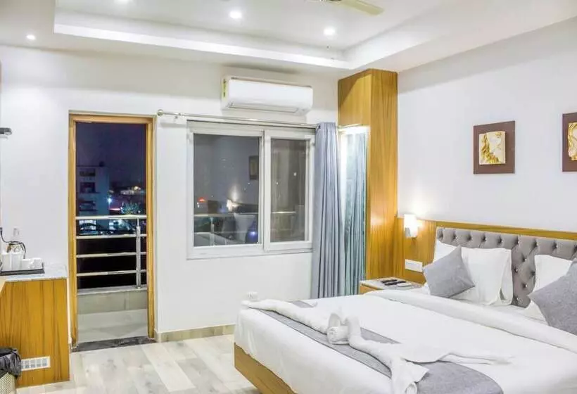 Zip By Spree Hotels Grand Legacy Prime