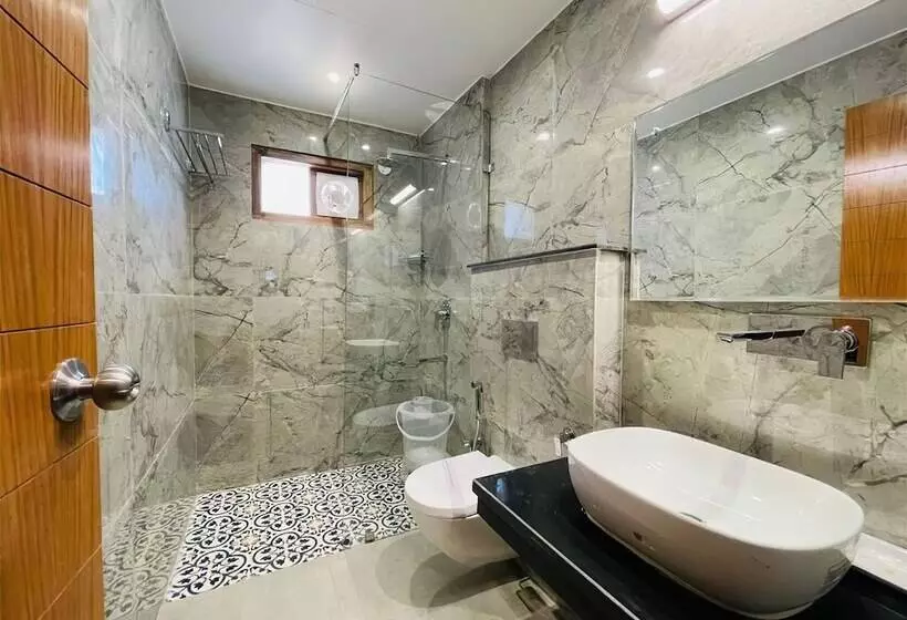 Zip By Spree Hotels Grand Legacy Prime