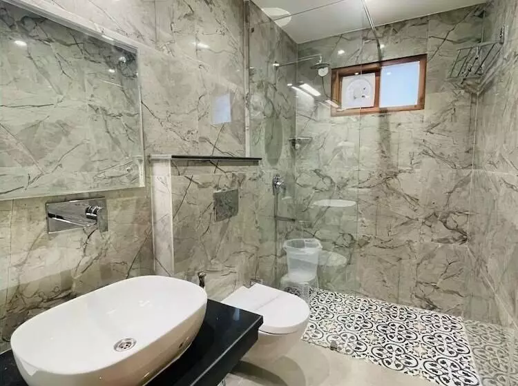 Zip By Spree Hotels Grand Legacy Prime