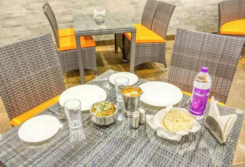 Zip By Spree Hotels Grand Legacy Prime