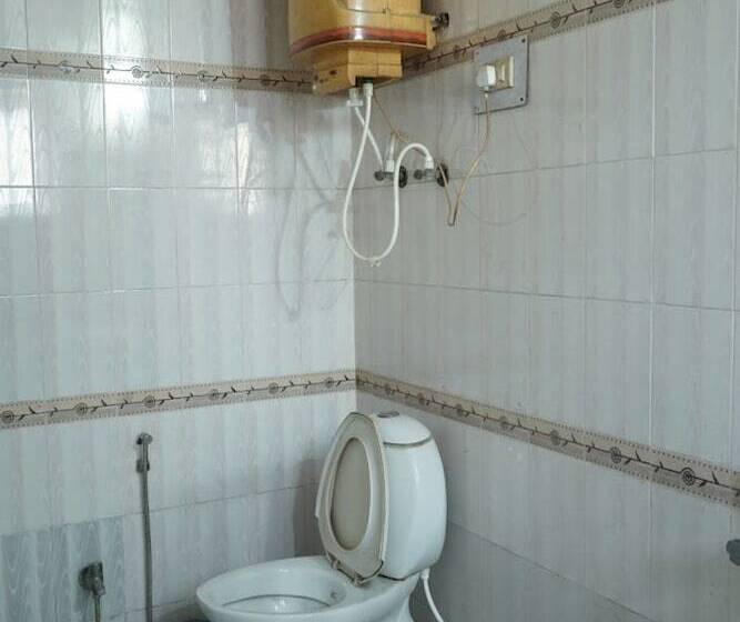 호텔 Midtown Chapra