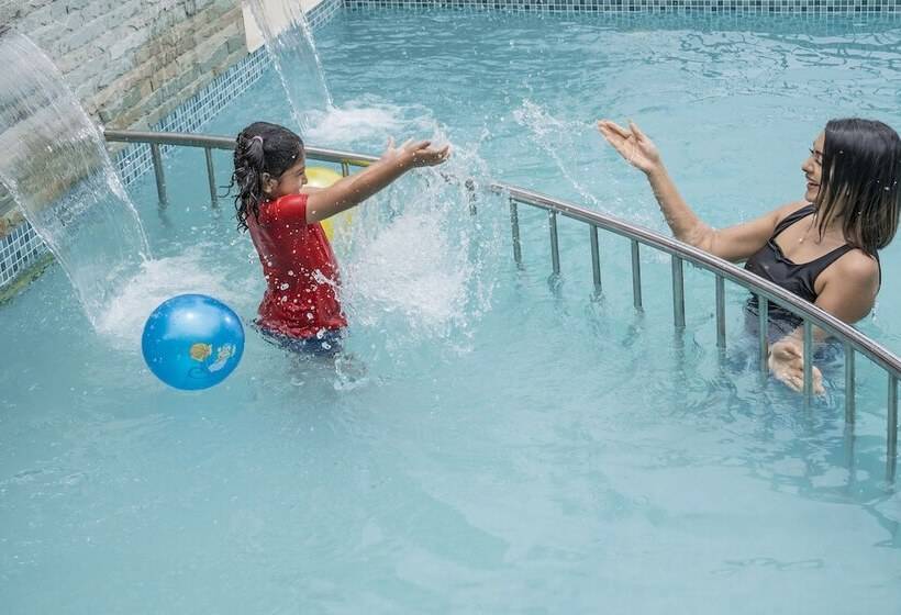 Hotel Wild Avenue Resort & Spa