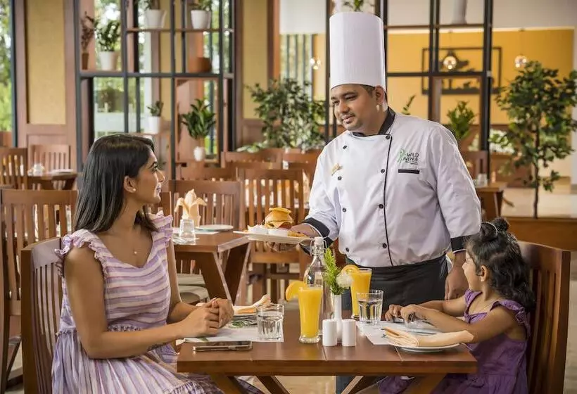 Hotelli Wild Avenue Resort & Spa