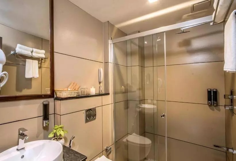 Hotelli Wild Avenue Resort & Spa