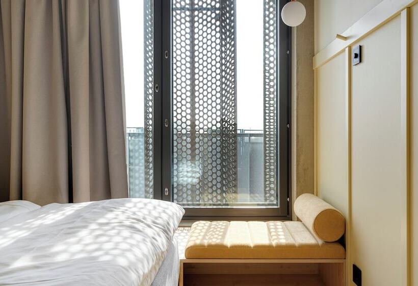 Comfort Hotel Helsinki Airport