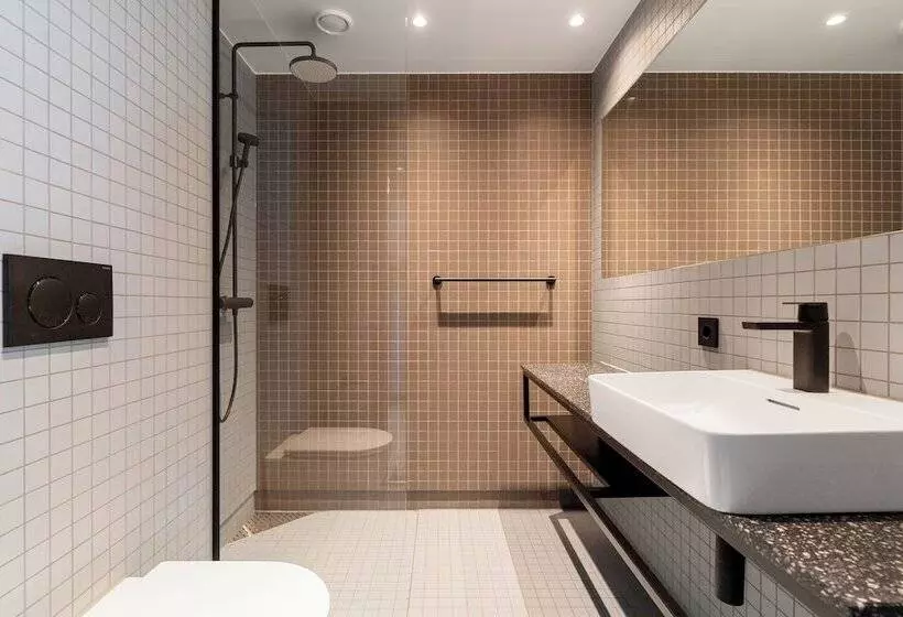 Comfort Hotel Helsinki Airport