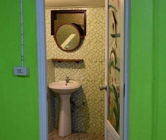 ユースホステル Kama Siri