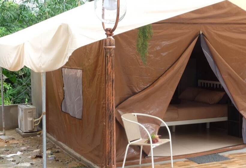 ユースホステル Kama Siri