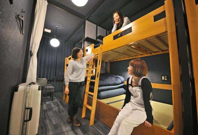 Hospedaria Khaosan World Namba