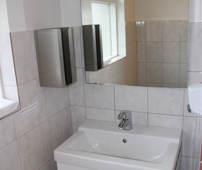 هتل Acco Guesthouse