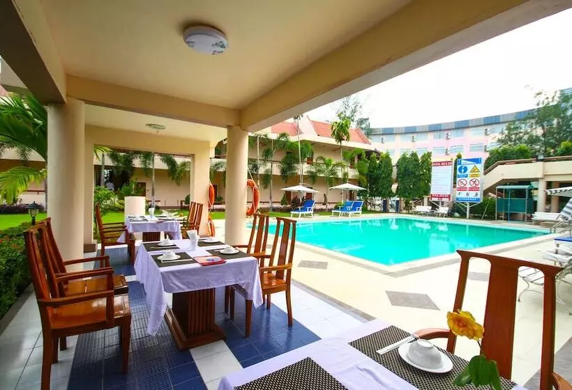 هتل City Golf Resort